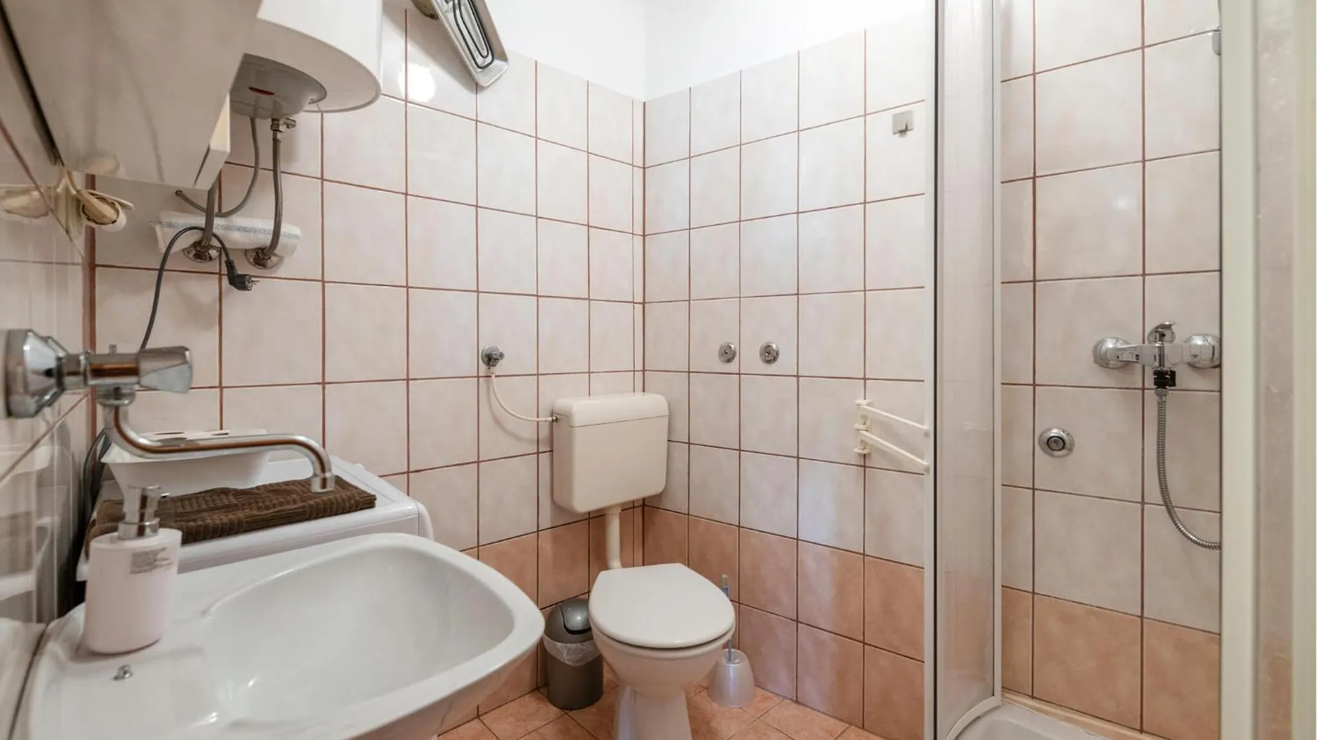 Pet Friendly Home In Valbandon With Wi-Fi 0*,  Chorvatsko